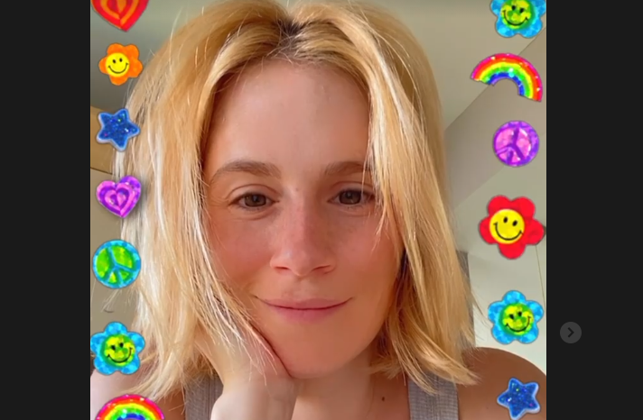 Νάντια Μπουλέ: Μιλά πρώτη φορά για τις δυσκολίες μετά τον τοκετό και τις πρώτες μέρες με το μωρό