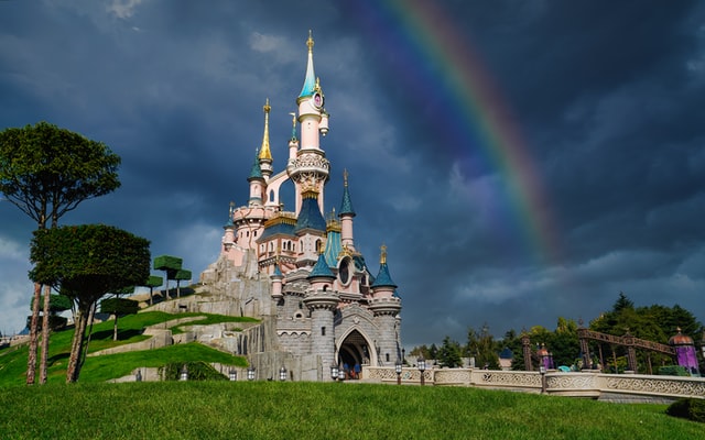 Μόλις επιστρέψαμε από τη Disneyland με τα παιδιά και... να τι πρέπει να ξέρετε αν σκέφτεστε να πάτε!