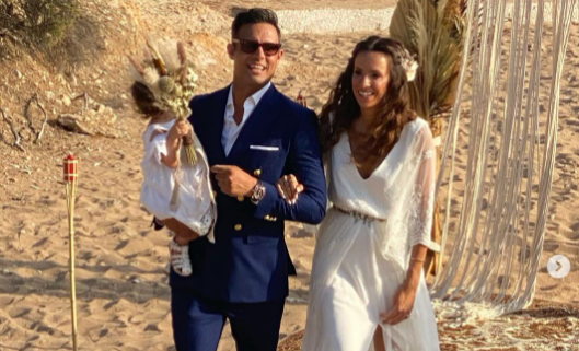 Ο Σάββας Πούμπουρας δίνει μαθήματα στους νέους μπαμπάδες "για να ηρεμεί η μαμά"