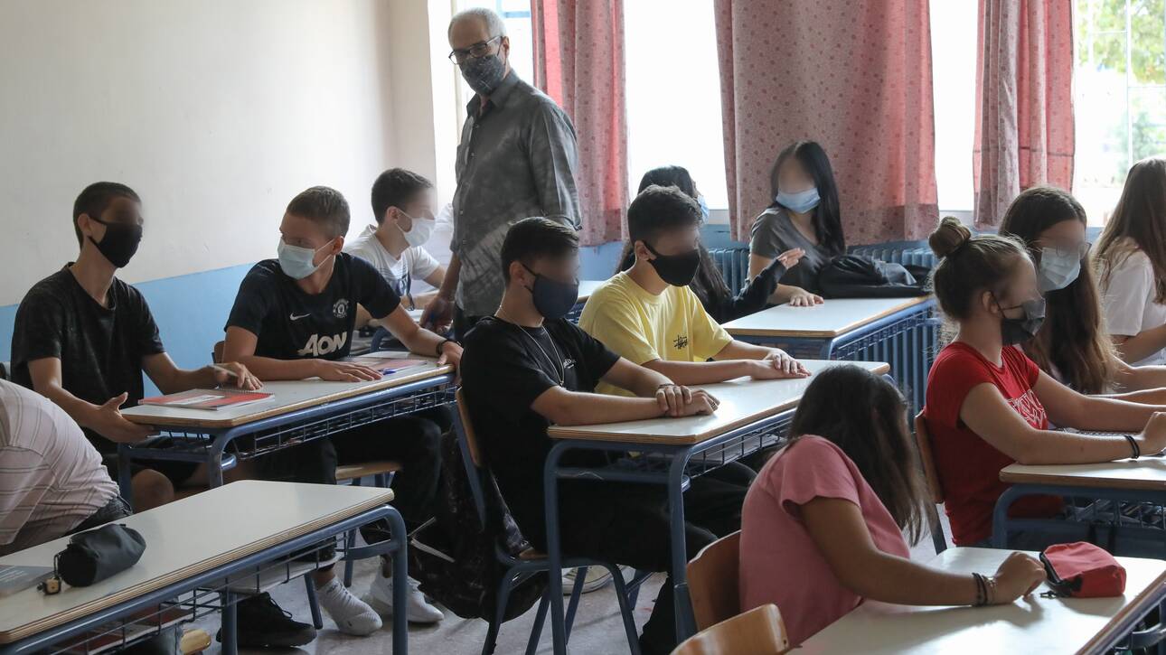 Τι θα γίνεται εφεξής με τις απουσίες όσων μαθητών εμβολιάζονται