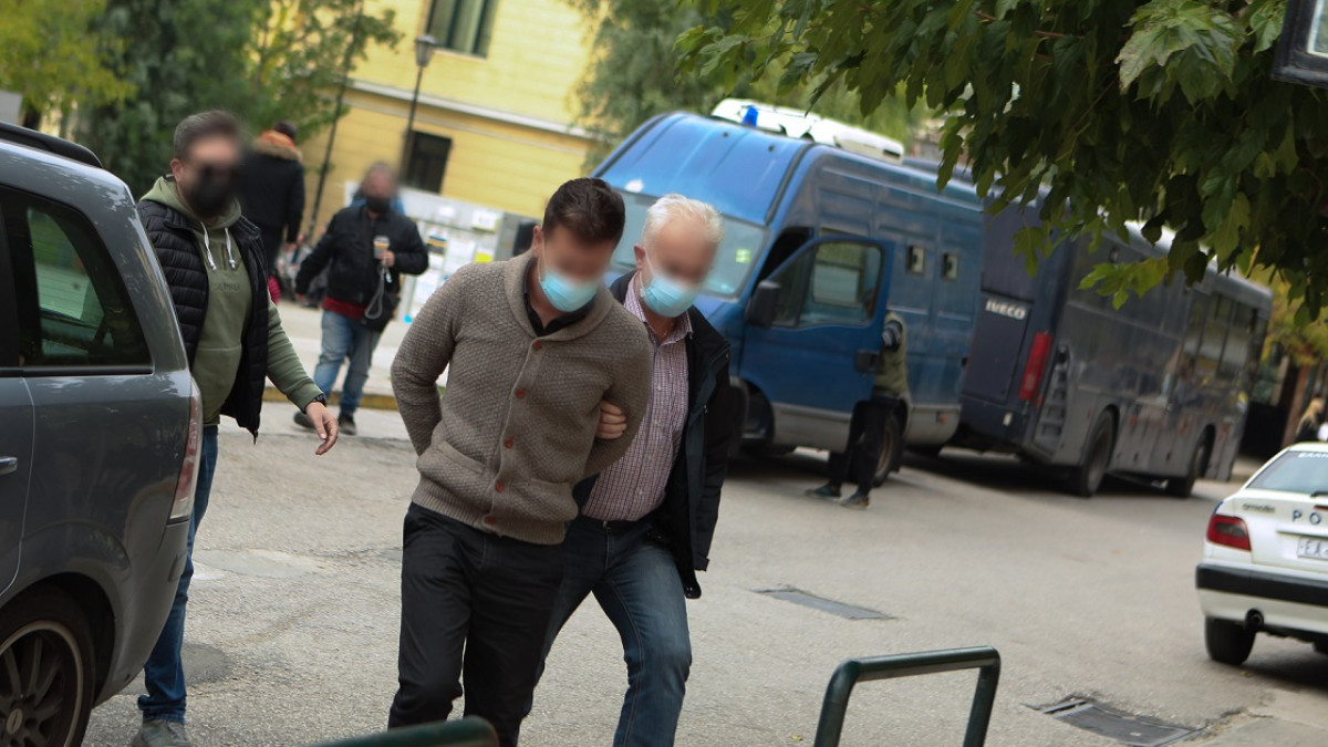 Στην φυλακή ο προπονητής τένις που κατηγορείται για αποπλάνηση δύο ανήλικων κοριτσιών