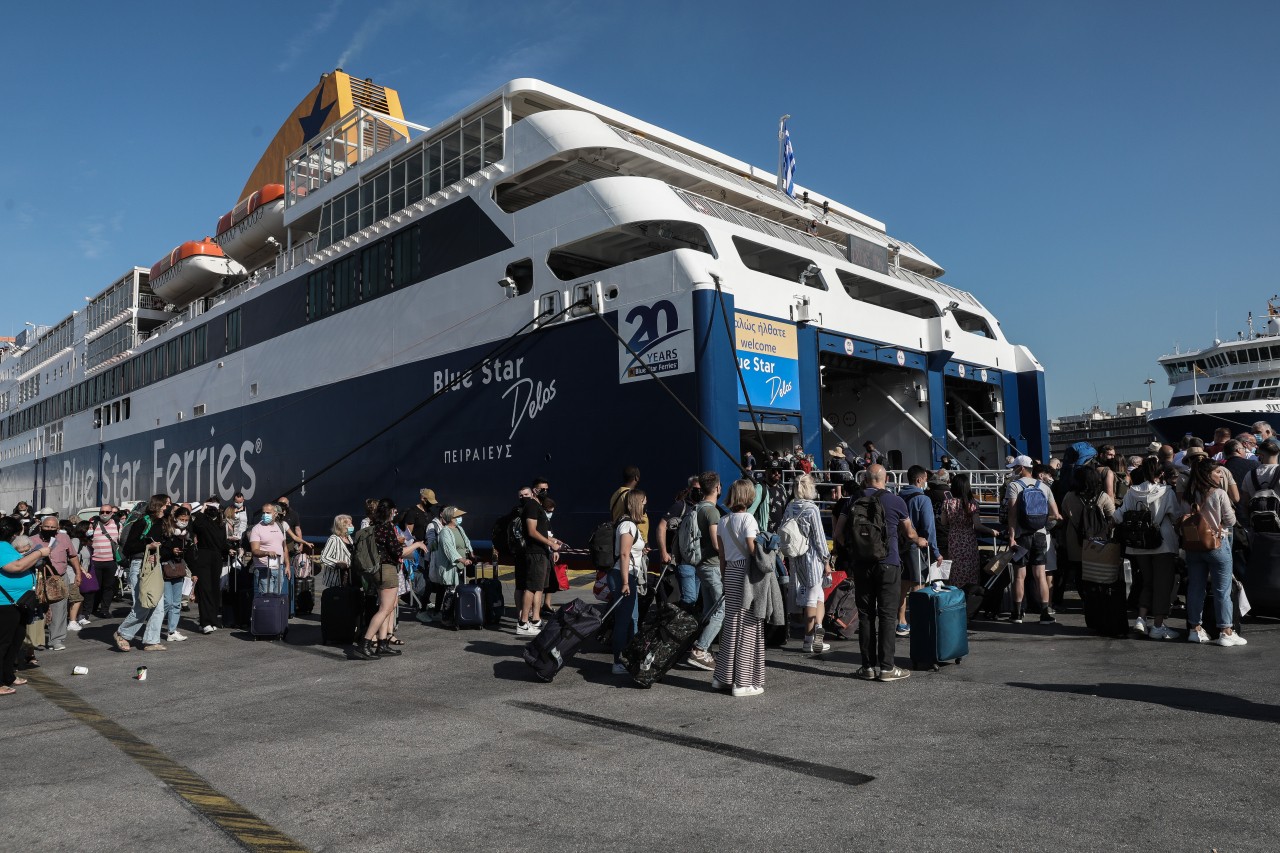 Έκπτωση στα ακτοπλοϊκά για τις μετακινήσεις των εκπαιδευτικών