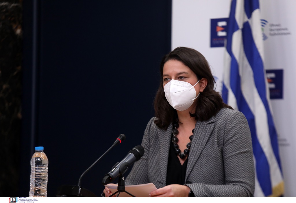 Νίκη Κεραμέως: Αυτά είναι τα τρία νέα μέτρα για την επιστροφή στα σχολεία