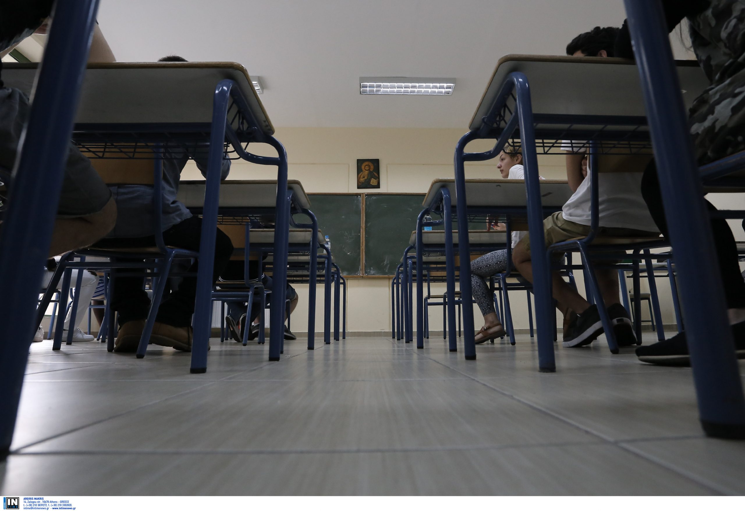«Αν ρωτάς γιατί δεν μίλησα τόσο καιρό»: Σοκάρουν καταγγελίες για σεξουαλική παρενόχληση από καθηγητή