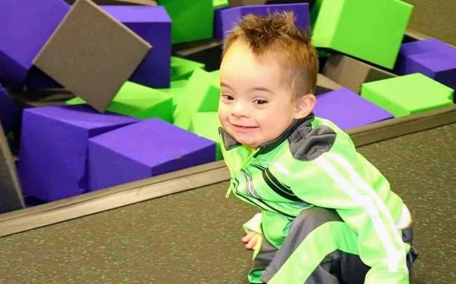 «Στον μπαμπά του πάρκου: Σ΄ευχαριστώ που δίδαξες στον μικρό σου να παίζει με ένα διαφορετικό παιδί»