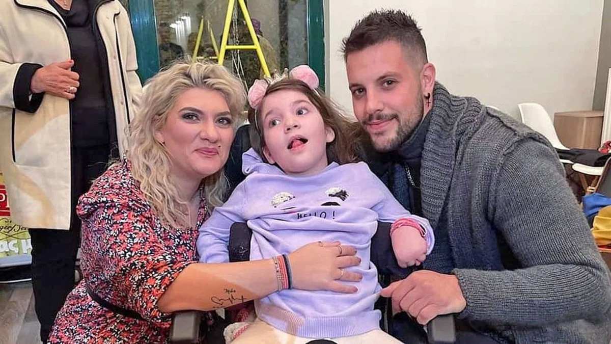 Βγάλε την καραμέλα με το πένθος, γιατί δεν σεβάστηκες τίποτα