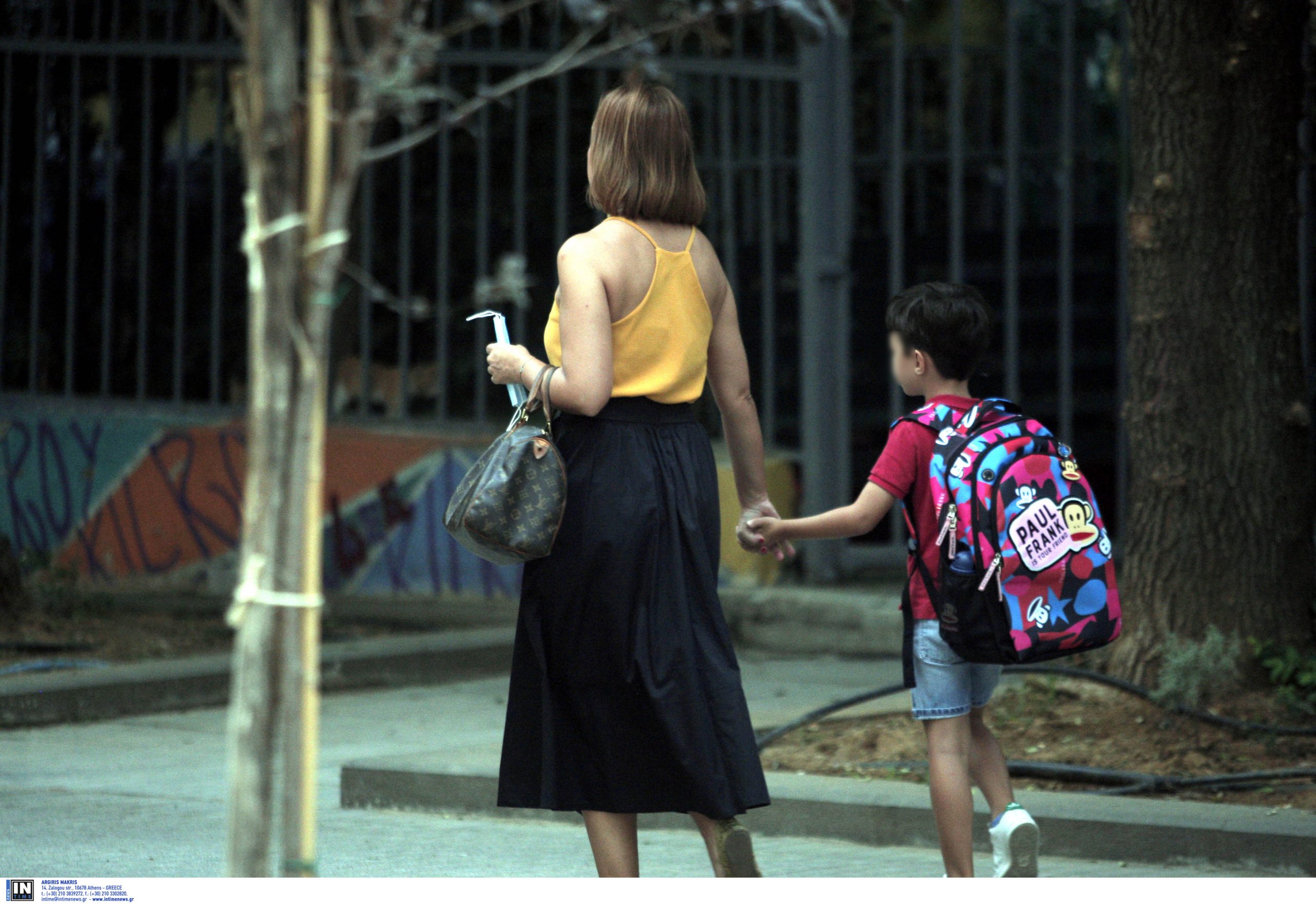 Άνοιγμα σχολείων: Πώς θα επιστρέψουν οι μαθητές -Τα μέτρα που εξετάζει η κυβέρνηση