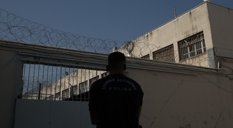 Διδυμότειχο: Πατέρας βίαζε την 2 ετών κόρη του - Η ποινή του δικαστηρίου