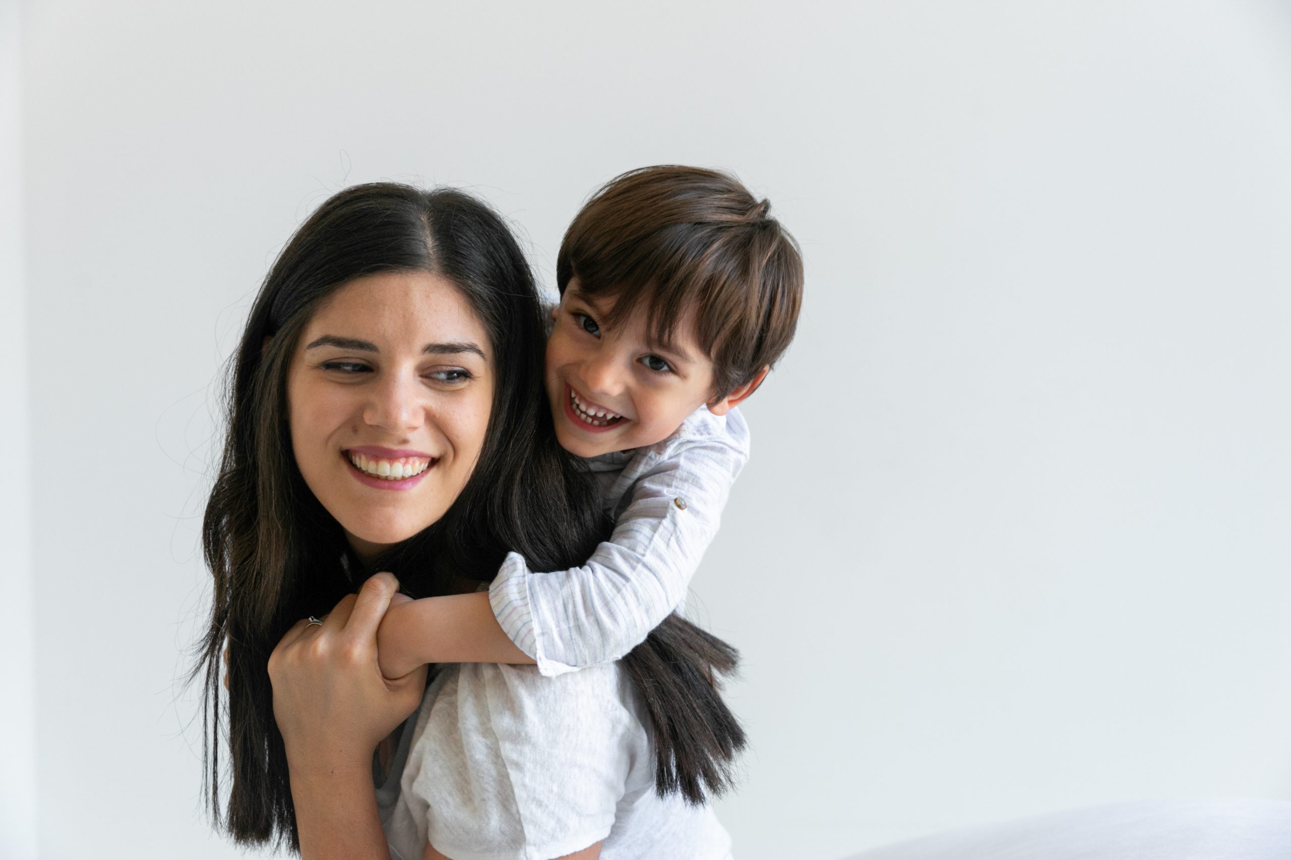 Η Influencer-διατροφολόγος παιδιών Βίκυ Αθανασιάδου μοιράζεται μαζί μας συμβουλές για την σωστή διατροφή των παιδιών