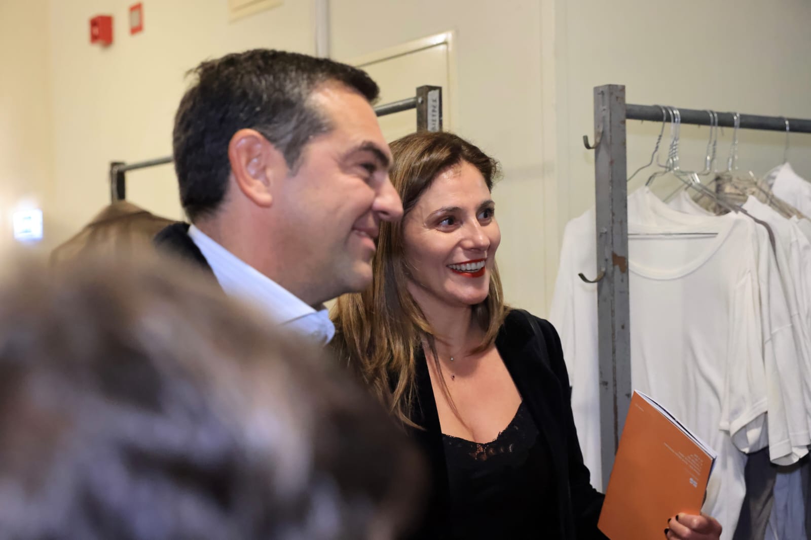 Αλέξης Τσίπρας-Μπέττυ Μπαζιάνα: Ποια παράσταση παρακολούθησαν και αποθέωσαν με τα παιδιά τους;