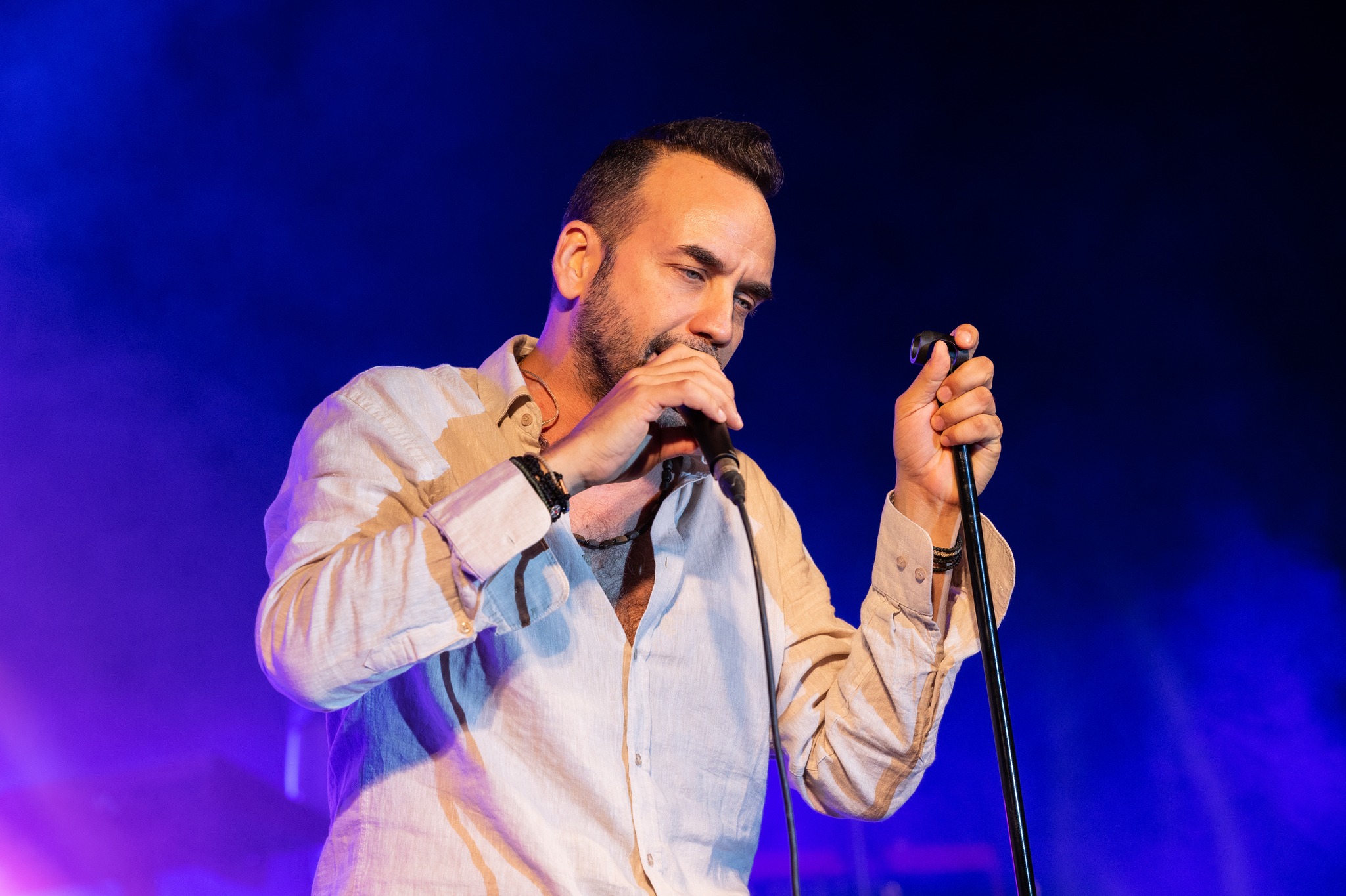 Π. Μουζουράκης: Γιατί σταμάτησε τη συναυλία να πάρει τηλέφωνο την έγκυο σύζυγό του;